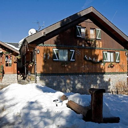 라 몰리나 Niu Dels Falcons B&B 외부 사진