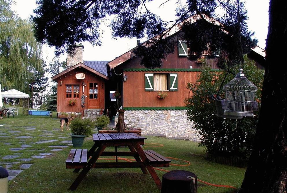 라 몰리나 Niu Dels Falcons B&B 외부 사진
